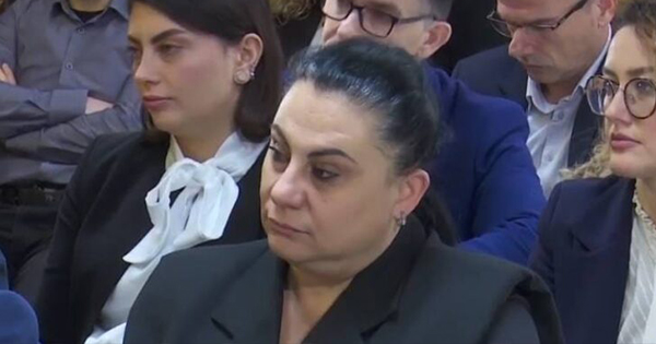 Rama prezanton drejtorin e AKSHI, e pranishme motra e Ergys Agasit