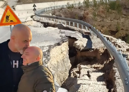 2 milionë euro për kilometër: “Gropat” e Salillarit shqyhen në aksin Skrapar-Përmet