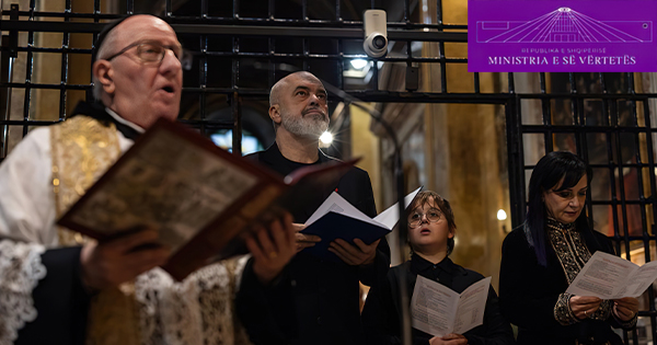 Pasi zgjidhi çështjen e hebrenjve, Rama konvertohet në katolik