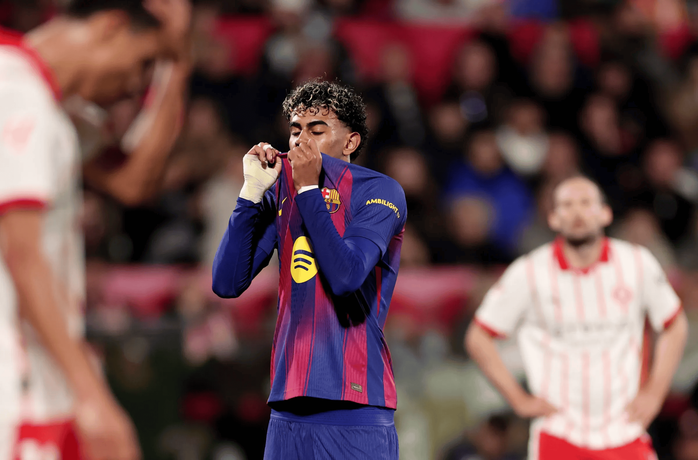 Barcelona në  shok   Girona përmbys katalanasit dhe i dorëzon Realit fronin e La Ligës