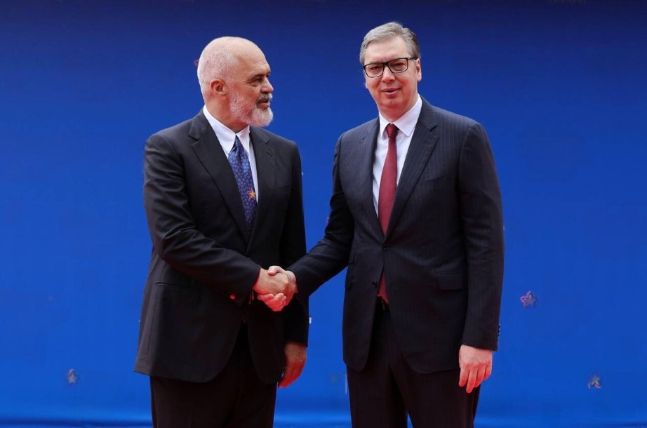  Rama kërkon ta fusë Shqipërinë në BE dorë për dore me Serbinë 