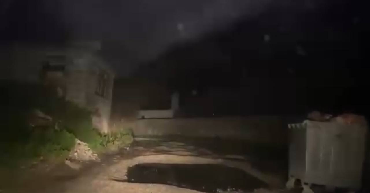 Rruga në Shushicë të Vlorës e pakalueshme  qendra administrative s përcjellë problemin