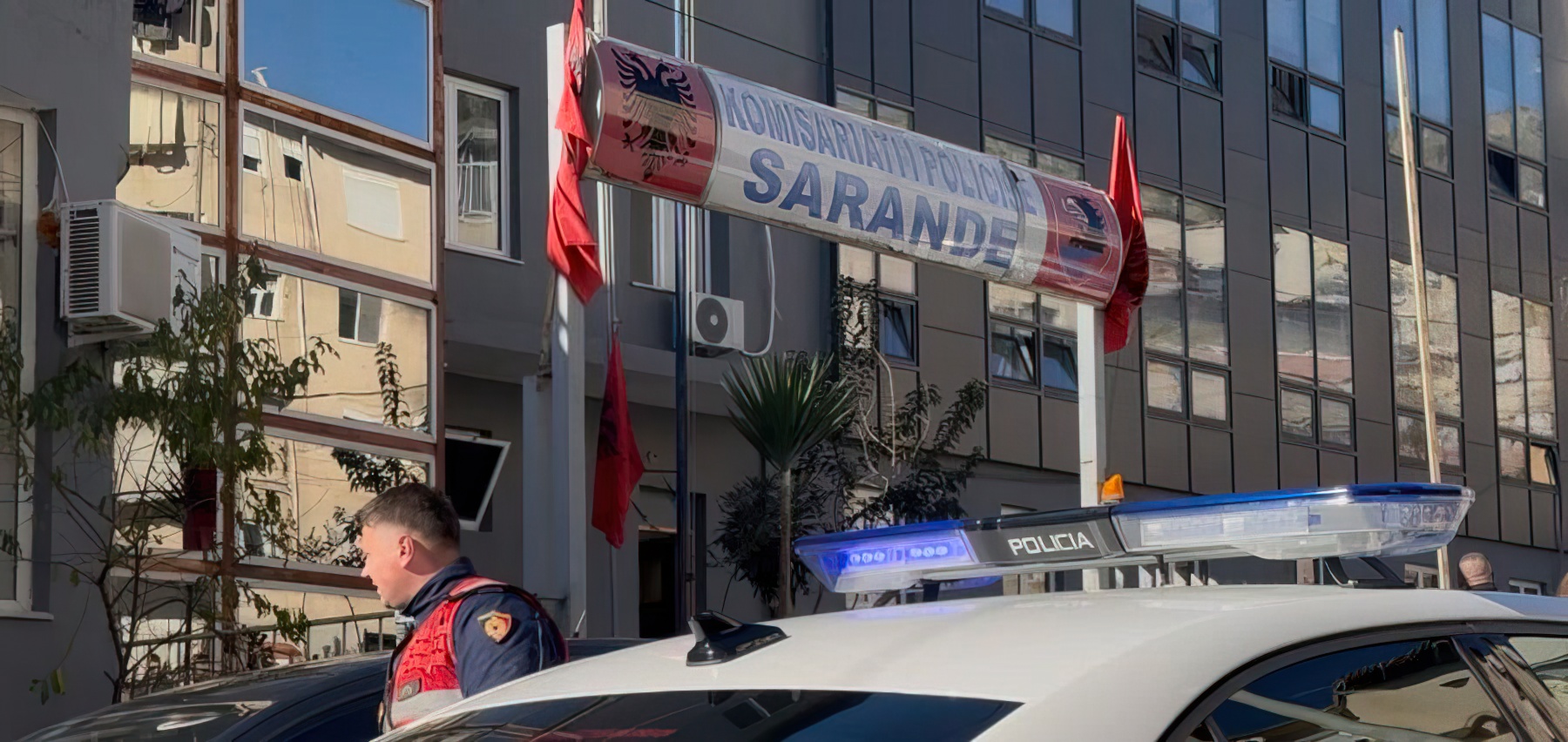 Parandalohet atentati në Sarandë  shoferi pikas eksplozivin poshtë makinës