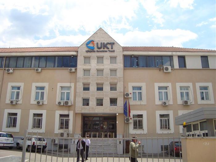  Na jepni 10 000 euro  ose gjobë ligjore 37 000 euro   bizneset në Golem denoncojnë  Po kërcënohemi nga inspektorët e UKT 