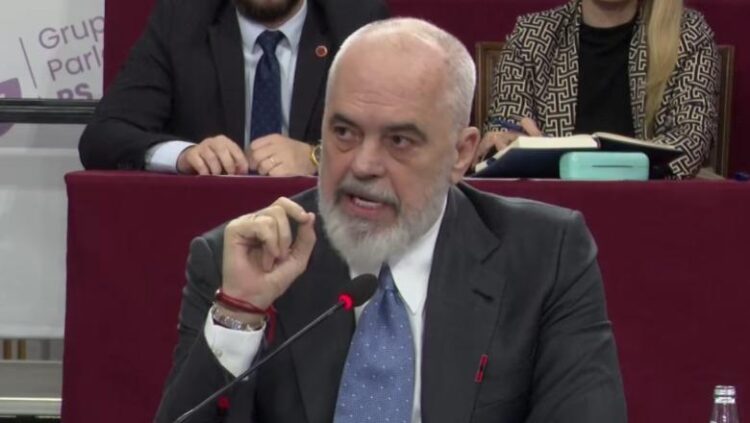 Rama  Nuk i mbaj pishën  por nuk ngre kartonin që t i hiqet imuniteti Ballukut