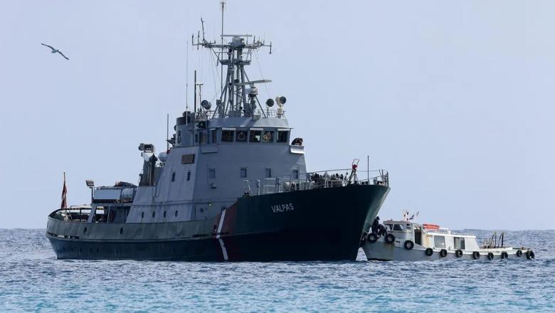 Gjashtë ditë në det dhe pa ushqim  ndërrojnë jetë 22 emigrantë pranë brigjeve të Greqisë 