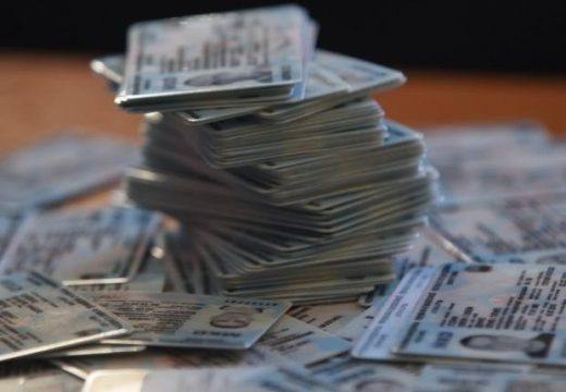 Nis aplikimi për dokumente personale të Kosovës për serbët, që jetojnë ose punojnë në Kosovë