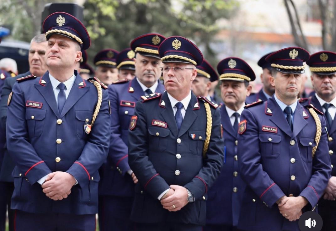 Besnikët e Ilir Prodës u betuan sot për Skënder Hitajn