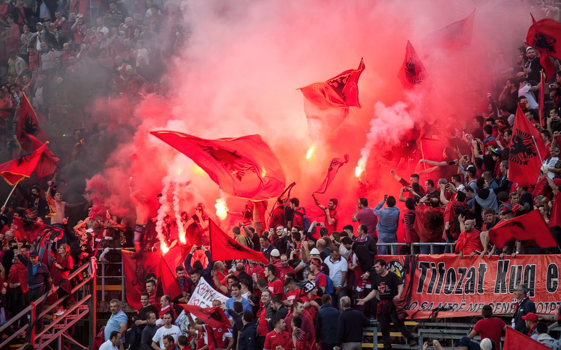 Poloni   Shqipëri  udhëzime për tifozët kuqezi që udhëtojnë drejt Varshavës