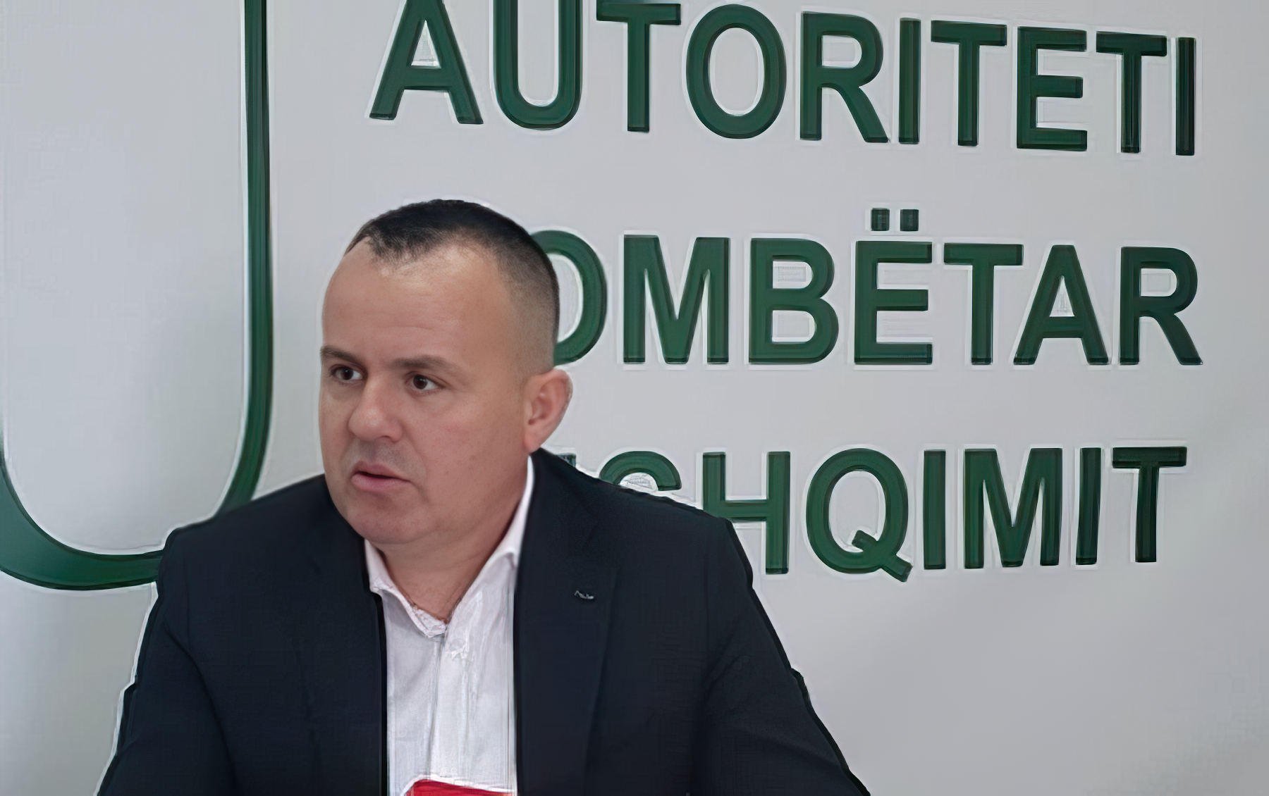 Kërcënoi punonjësit  Arrestohet ish drejtori i AKU Durrës