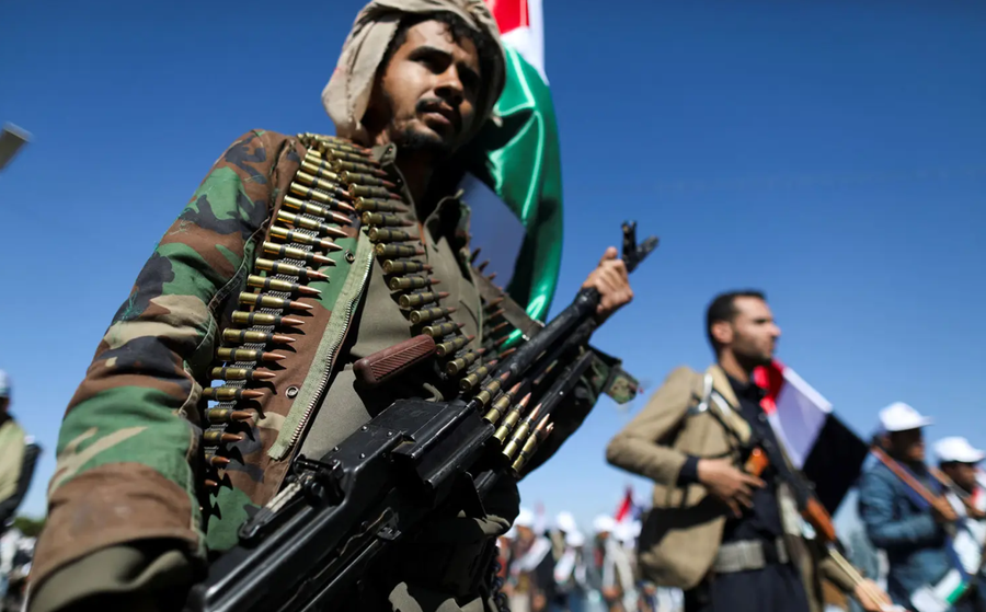 Huthët hyjnë në luftë  renditen krah Iranit  Sulm me raketa ndaj Izraelit