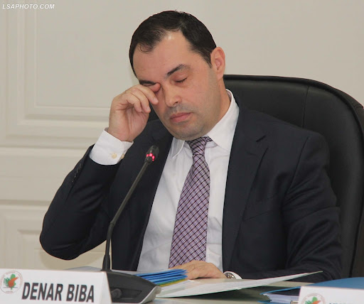 Biba i Konkurrencës-leksione shqiptarëve të kursejnë: Blini djathë të bardhë, jo parmixhano!