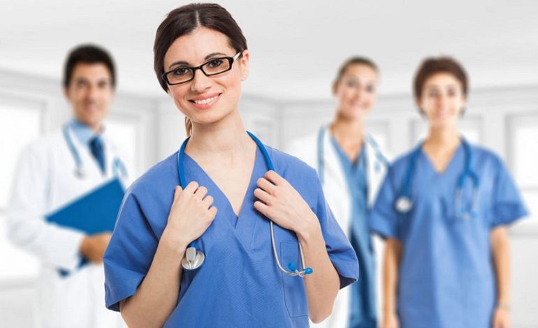 Vonesa në portalin e infermierëve, aplikantët: Nuk dimë as renditjen, as kur do punësohemi