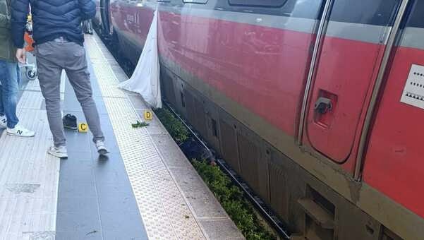 Treni përplas për vdekje shqiptarin në Itali