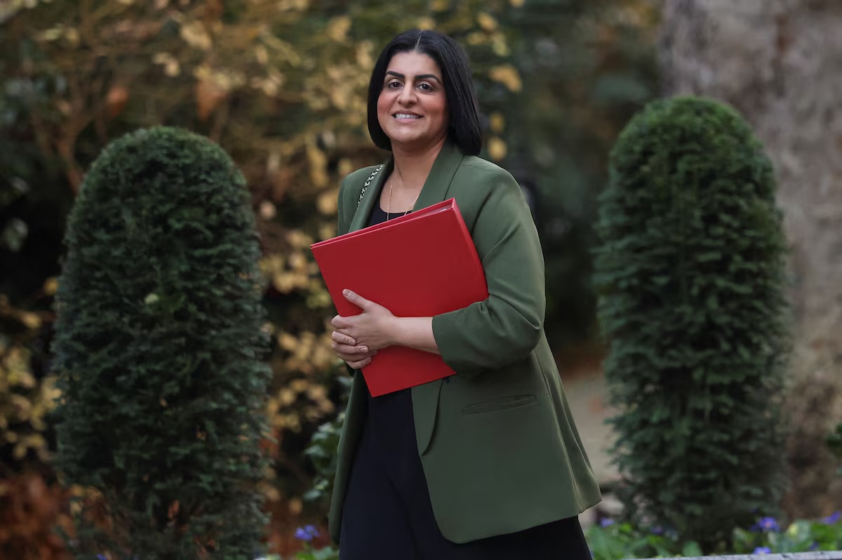 Britania azilkërkuesve  Ju japim 40 000£ vetëm ikni nga vendi