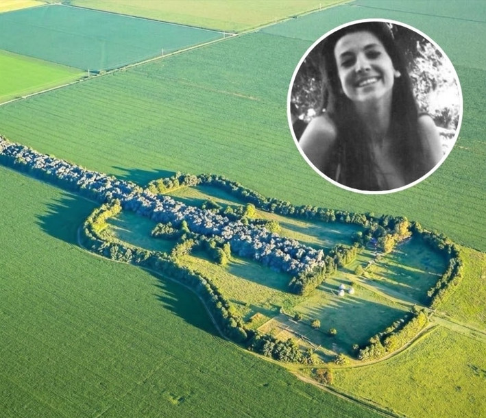 40 vite për një amanet dashurie  Fermeri krijon pyllin në formë kitareje për gruan e tij të ndjerë