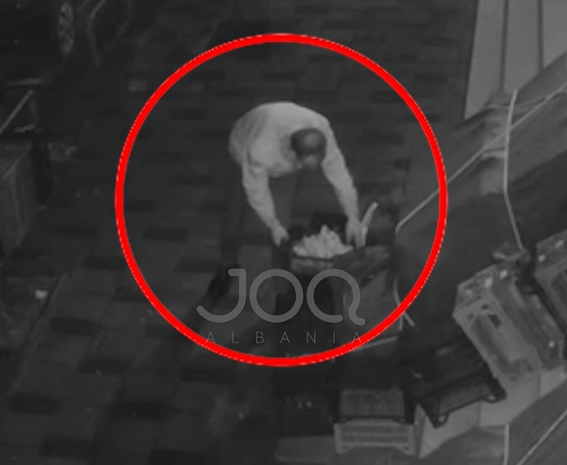 Deri këtu ka shkuar varfëria  Burri kapet duke vjedhur një arkë me domate