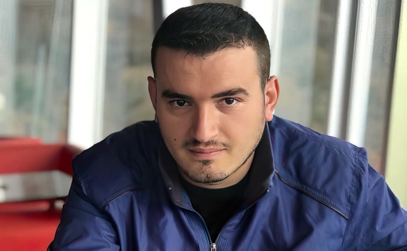 SI SOT  Në kujtim të Arjan Salës  heroit të pavdekshëm që dha jetën për të shpëtuar të tjerët