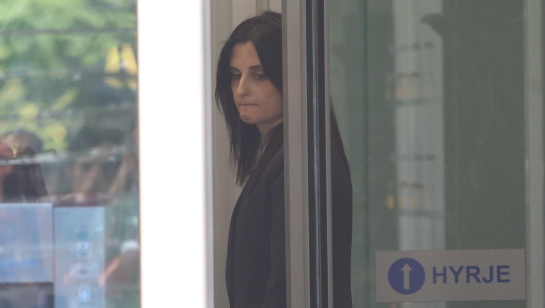 KLSH  ngel në klasë  Emirjana Sakon  Ka shpërdoruar fondet publike