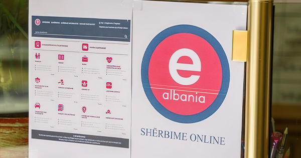 Sërish  blackout  në e Albania  Bizneset kthehen në  rojë nate 