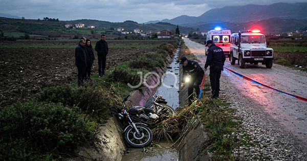 Del nga rruga me motor dhe përfundon në kanal  vdes 40 vjeçari në Berat