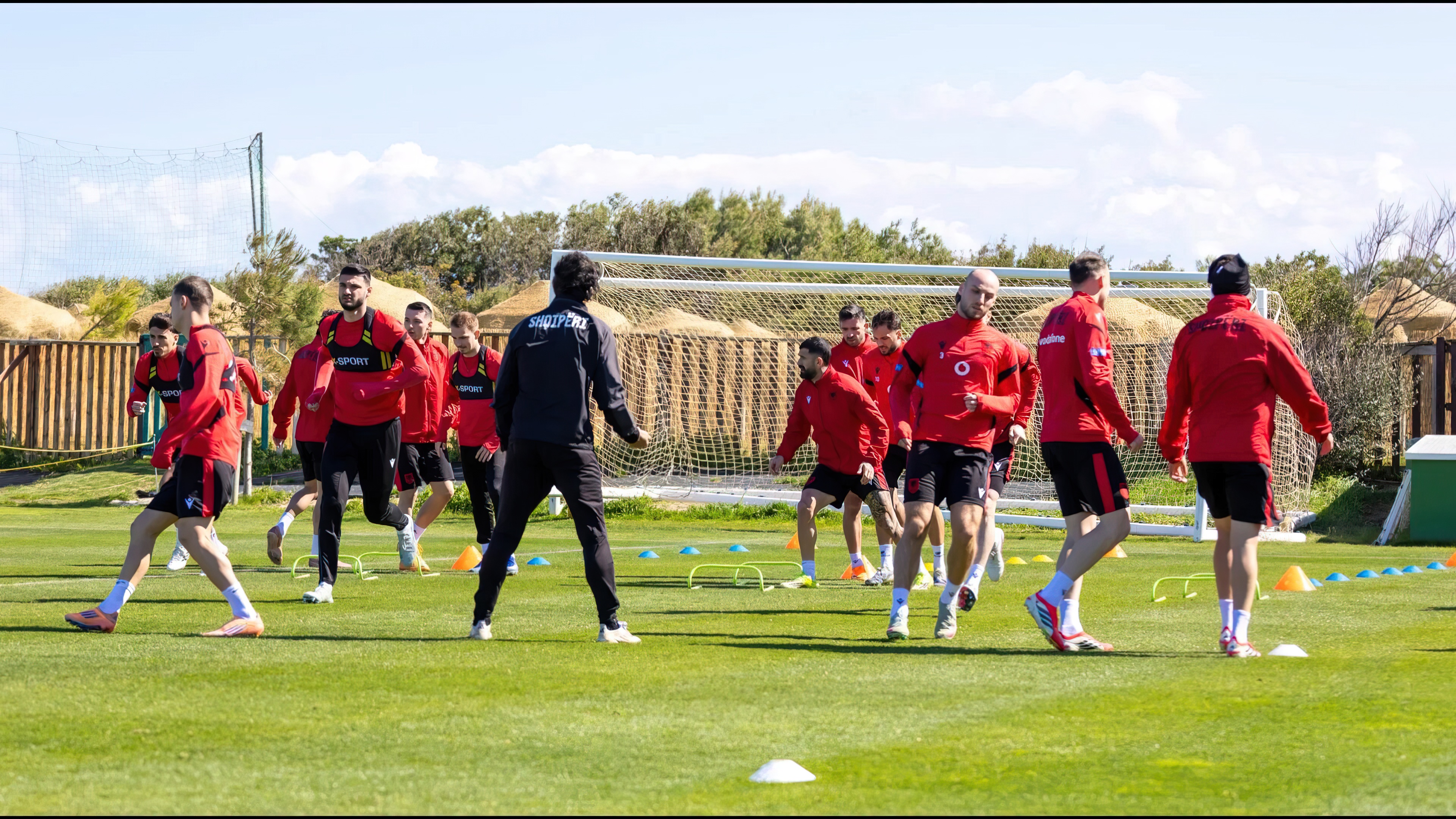 Kombëtarja përgatitet për sfidën me Ukrainën  mungon Muçi  Ramadani dhe Asani