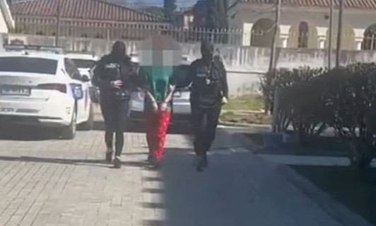 Trafikonte drogë  kapet në Tiranë 19 vjeçarja gjermane