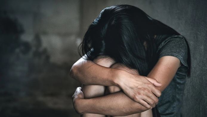 Akuzohet se përdhunoi vajzën e mitur të vëllait, 39-vjeçari: E sajoi kunata