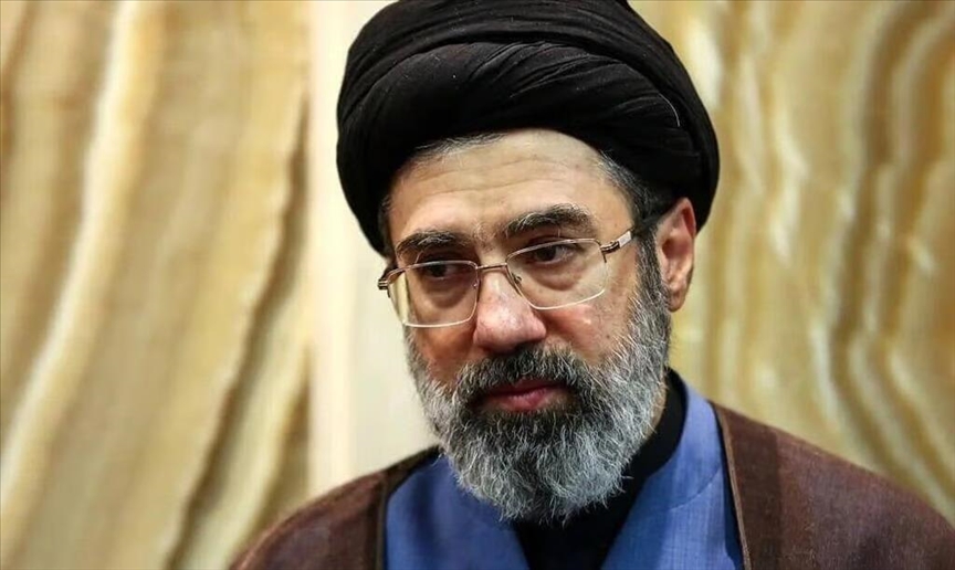 Irani zgjedh djalin e Ali Khameneit si Liderin e ri Suprem