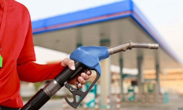 Nafta më lirë sot në Kosovë, benzina dhe gazi mbeten njëjtë