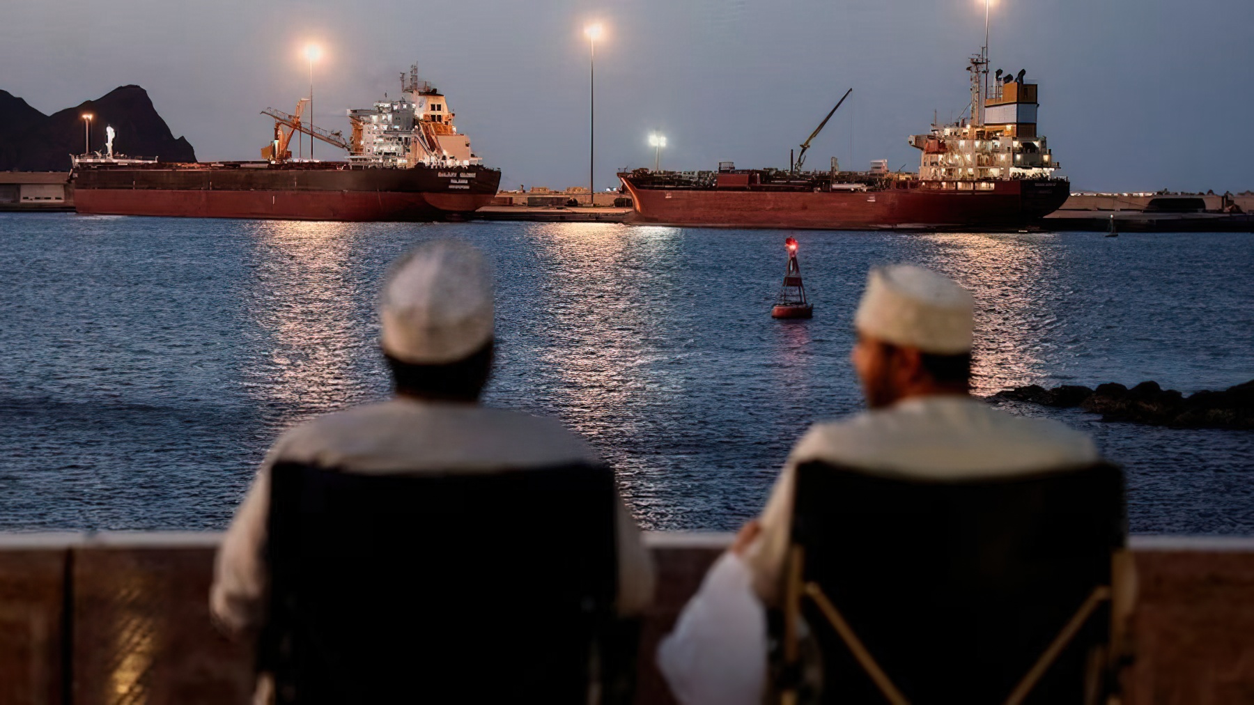 Marrëveshja SHBA–Iran trazon tregjet: Hormuzi rihapet në kushte strikte