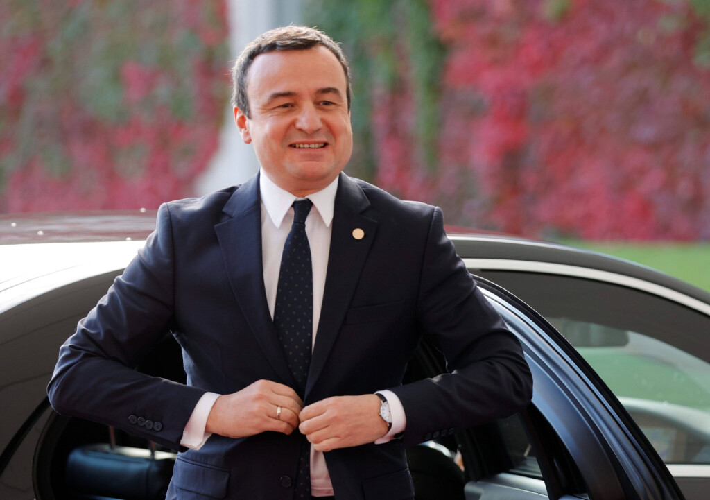 Albin Kurti: PDK e LDK po sillen ma keq se Fatmir Limaj, nëse shkojmë në zgjedhje në qershor mund të shkojmë sërish edhe në vjeshtë