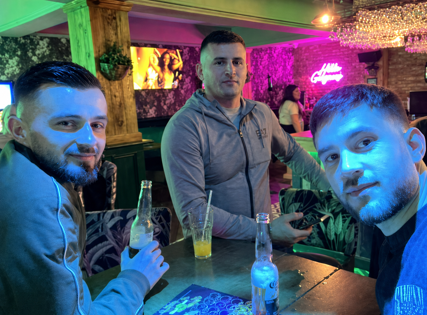 Foto me kanabis mbi 1 milion sterlina  dënohen me burg 3 shqiptarët në Angli