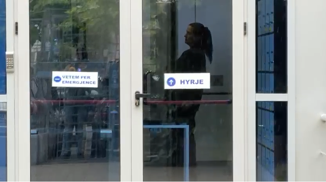 Ministrja e Arsimit  Mirela Kumbaro paraqitet në SPAK