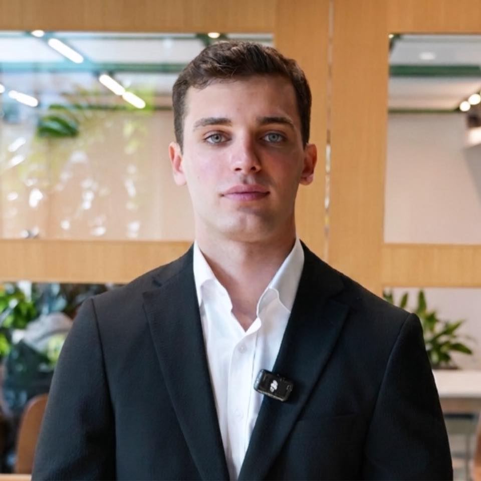 Ylli Paçuku, politikani me gjak ilir në Maqedoni që po çmend vajzat