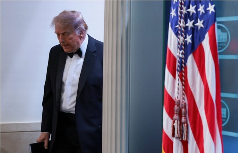 Trump pas të shtënave  Nuk do të më ndalojë të fitoj luftën në Iran