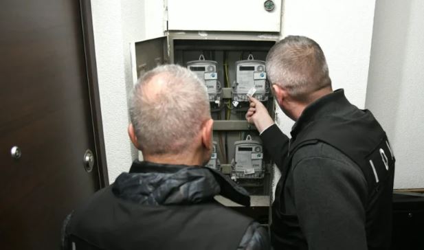 Kush do të kompensohet nga pasaktësitë në njehsorët elektrikë?