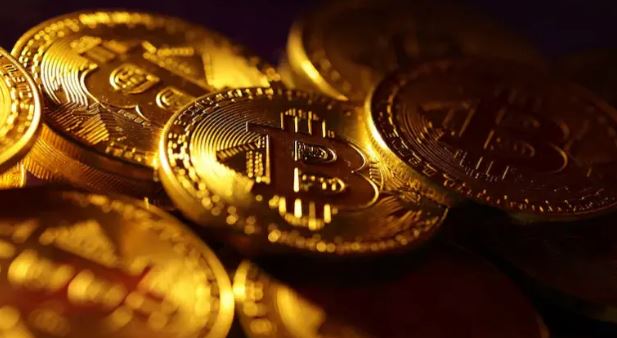 Bitcoin rrit dominimin në treg, i afrohet nivelit 80 mijë dollarë