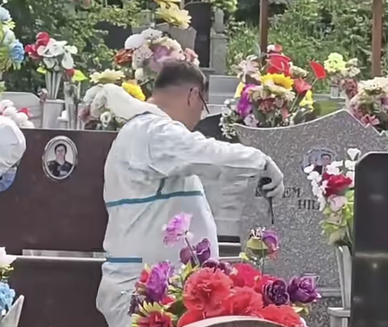 Zhvarrosen eshtrat e një të vdekuri mes një tuneli nëntokësor