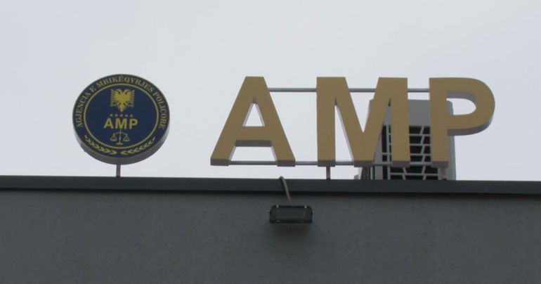 Plagosja e trefishtë në Bulqizë  pezullohen nga detyra dy efektivë të Policisë së Dibrës