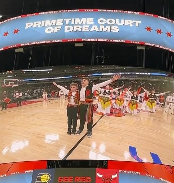 Shqipet “ndezin” NBA-n! Vallet dhe ritmet tona pushtojnë United Center