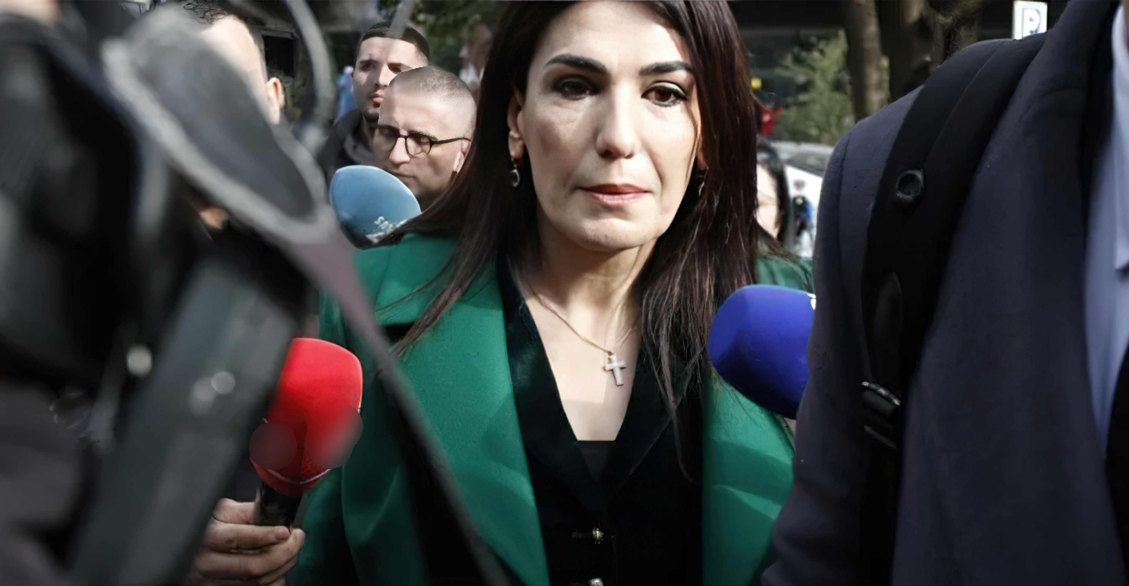 Pas akuzave për abuzim me miliarda lekë tendera  Linda kërkon heqjen e arrestit të shtëpisë