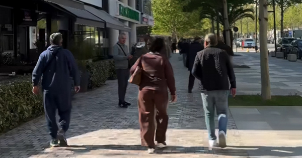 Video prekëse nga Vlora  Qyteti i të moshuarëve  ku rinia mbetet vetëm një kujtim i largët