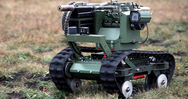 Revolucioni Teknologjik  Ukraina zëvendëson ushtarët me 25 000 robotë