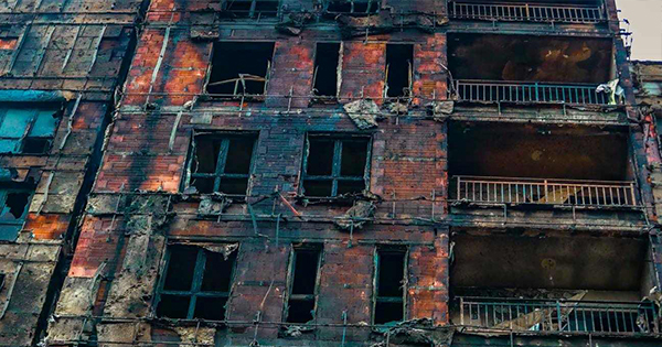 Zjarri te  Farmacia 10   Eksperti  Kot që paguani siguracion  nuk do të dëmshpërbleheni