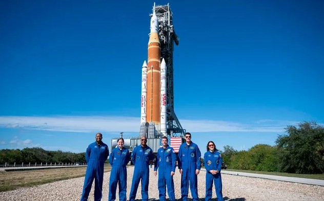 Artemis II drejt Hënës  Njerëzimi rikthehet në orbitën hënore pas dekadash