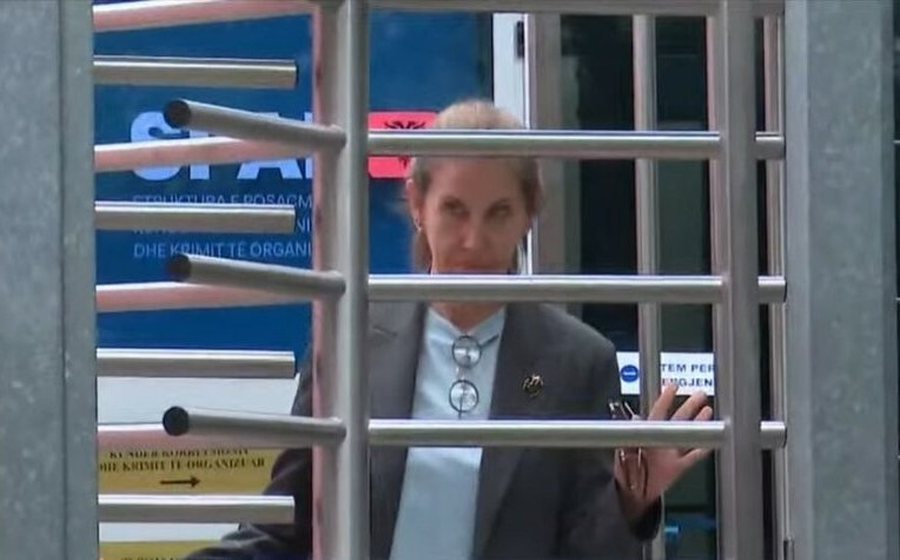 Kumbaro del pas 4 orësh nga SPAK  pyetet për stadiumin  Air Albania 