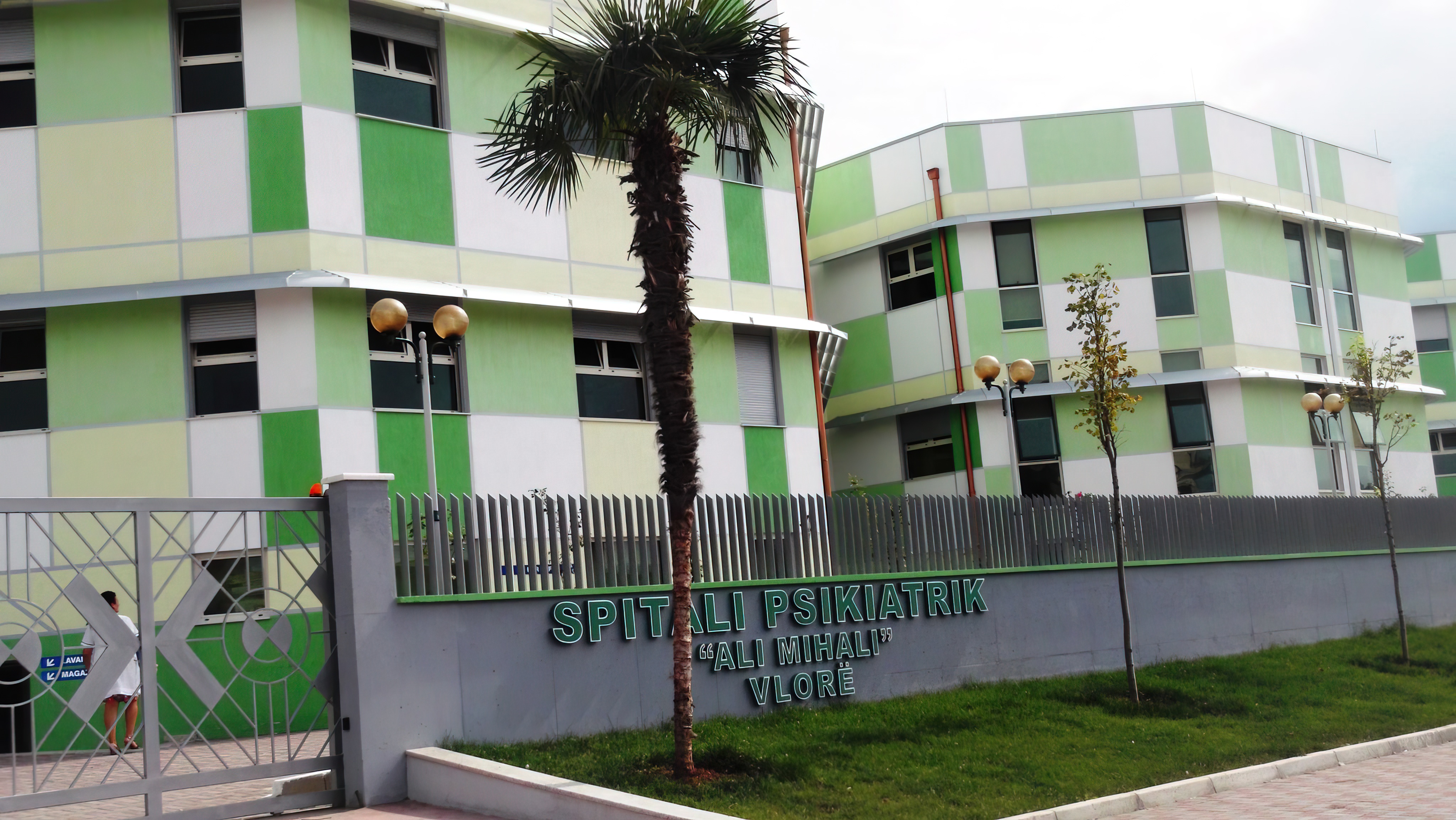 Mori peng prindërit  35 vjeçari shtrohet në psikiatri  Është përdorues i lëndëve narkotike