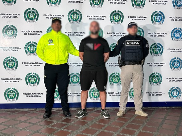 Akuzohet për vrasje  momenti kur Ramës i vënë prangat në Kolumbi