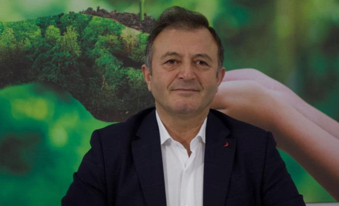 Mjekut popullor Ylli Merjës  i bllokohen 4 ton bimë të paetiketuara